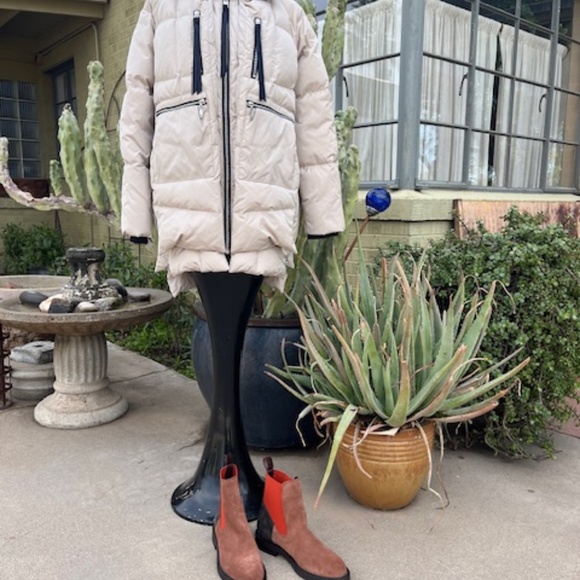 Women's Orolay Cream Down Filled Hooded Puffer Coat / Jacket - Small - Picture 5 of 16